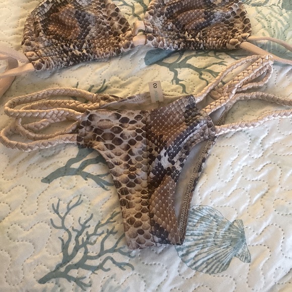 Montce Swim Bikini - Picture 2 of 3